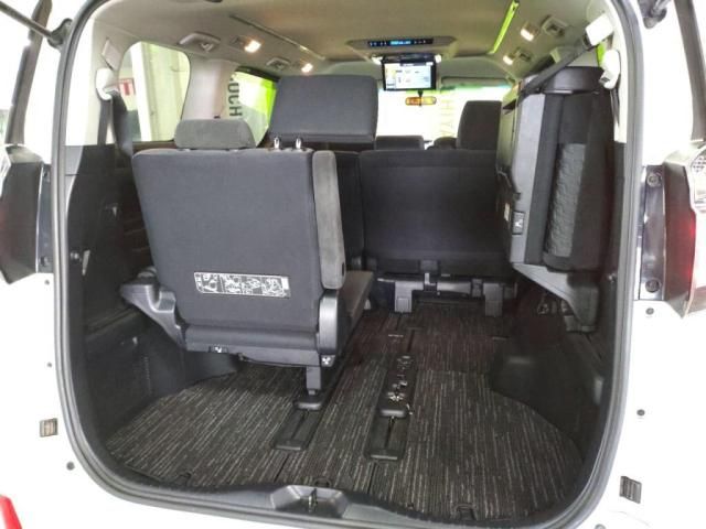 TOYOTA VELLFIRE 2016