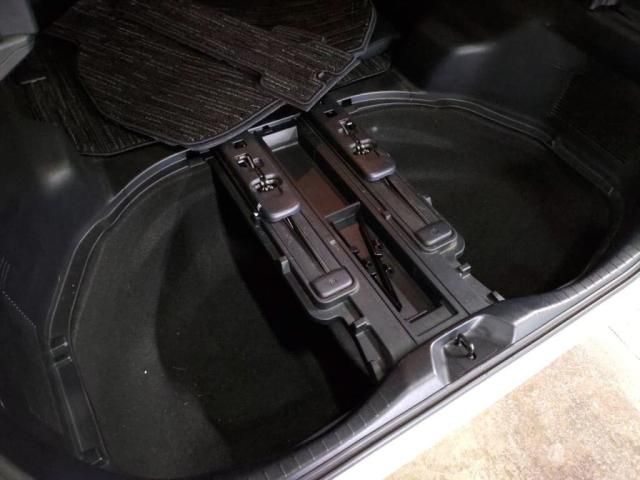 TOYOTA VELLFIRE 2016