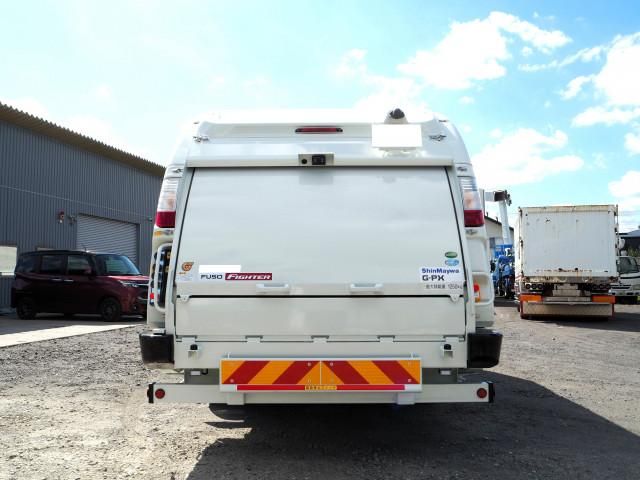 MITSUBISHI FUSOU FIGHTER 2025