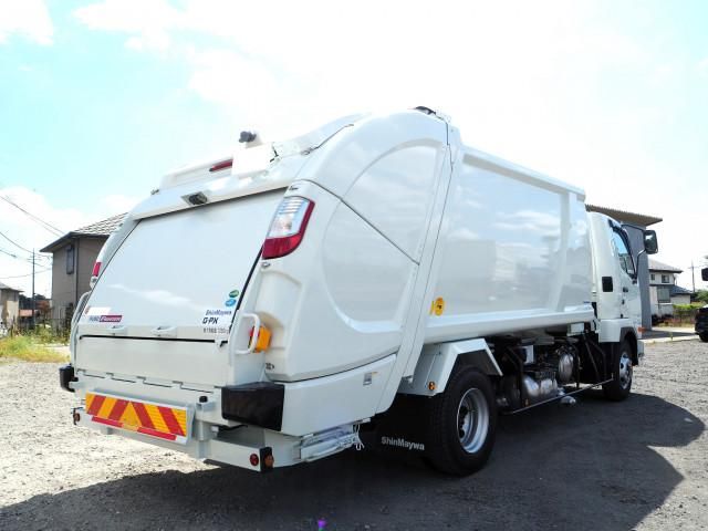 MITSUBISHI FUSOU FIGHTER 2025