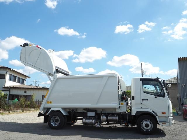 MITSUBISHI FUSOU FIGHTER 2025