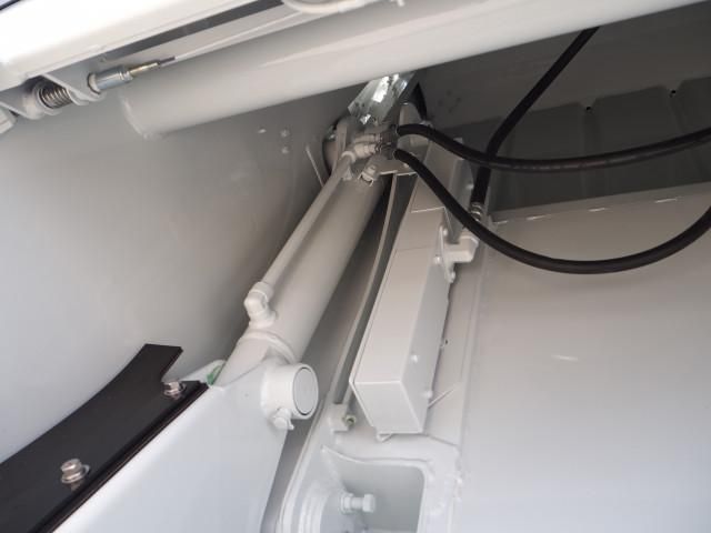 MITSUBISHI FUSOU FIGHTER 2025