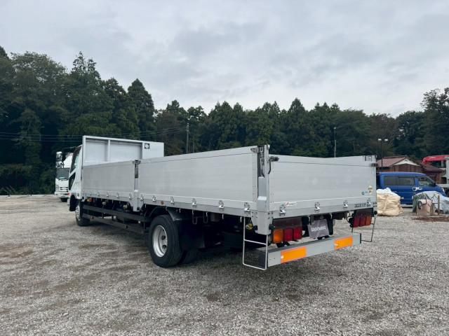 MITSUBISHI FUSOU FIGHTER 2015