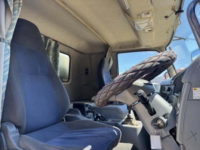 MITSUBISHI FUSOU FIGHTER 2015