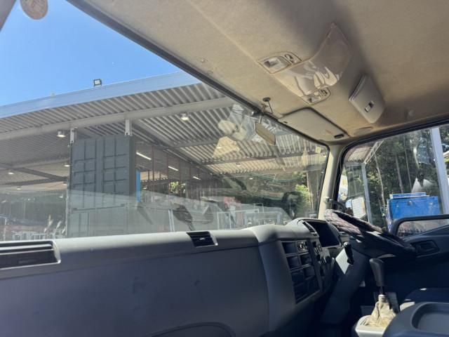 MITSUBISHI FUSOU FIGHTER 2015