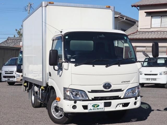 TOYOTA DYNA 2020
