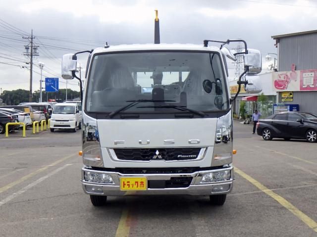 MITSUBISHI FUSOU FIGHTER 2025