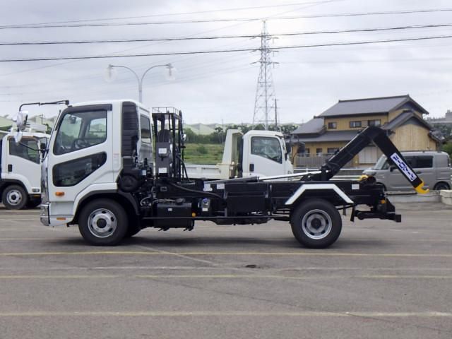 MITSUBISHI FUSOU FIGHTER 2025