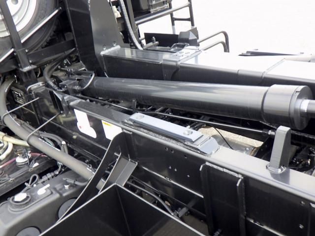 MITSUBISHI FUSOU FIGHTER 2025