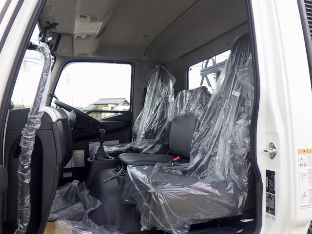 MITSUBISHI FUSOU FIGHTER 2025