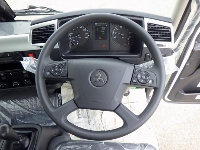 MITSUBISHI FUSOU FIGHTER 2025