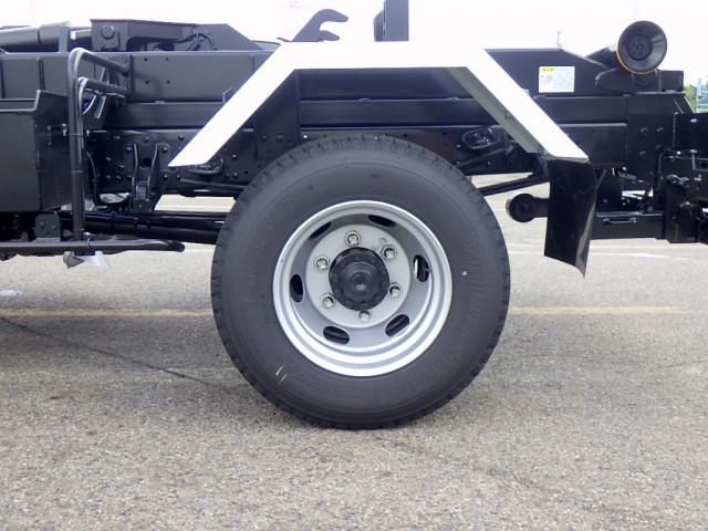 MITSUBISHI FUSOU FIGHTER 2025