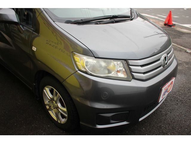 HONDA FREED Spike 2010