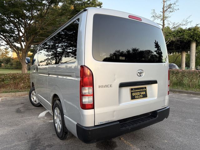 TOYOTA HIACE van 4WD 2014