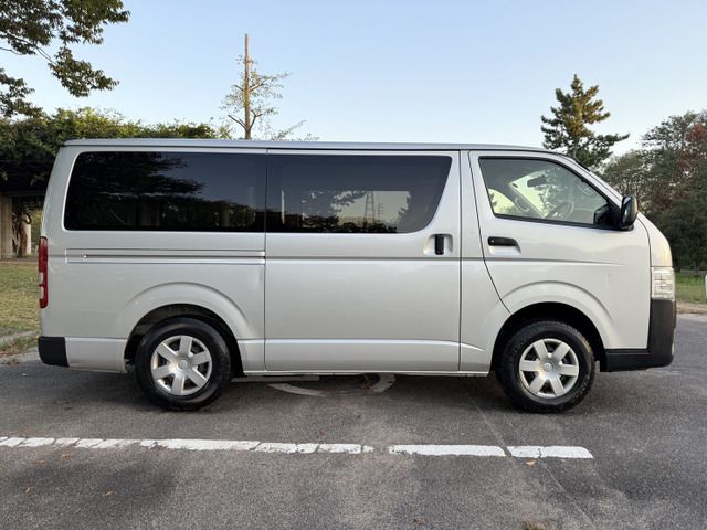 TOYOTA HIACE van 4WD 2014