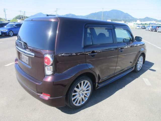 TOYOTA COROLLA RUMION 2011