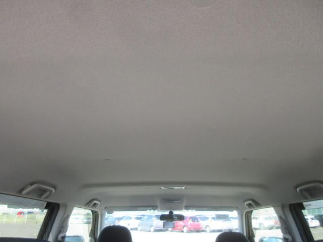 TOYOTA COROLLA RUMION 2011