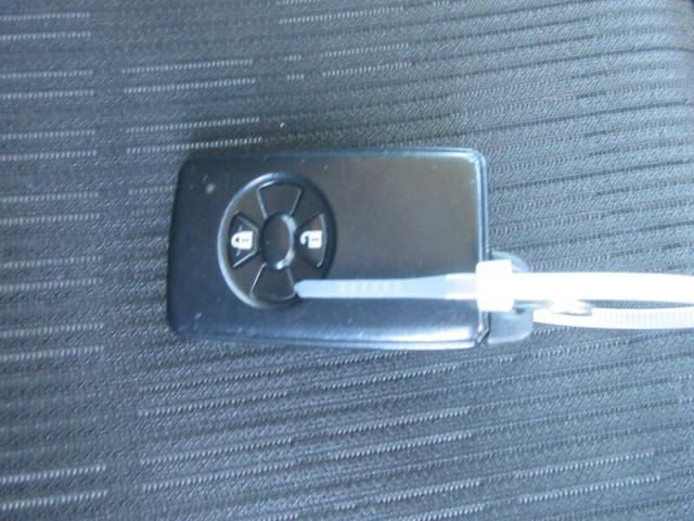 TOYOTA COROLLA RUMION 2011