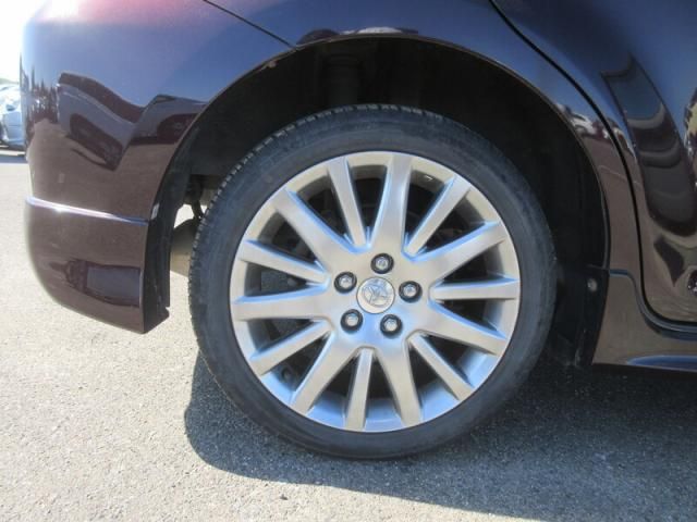 TOYOTA COROLLA RUMION 2011