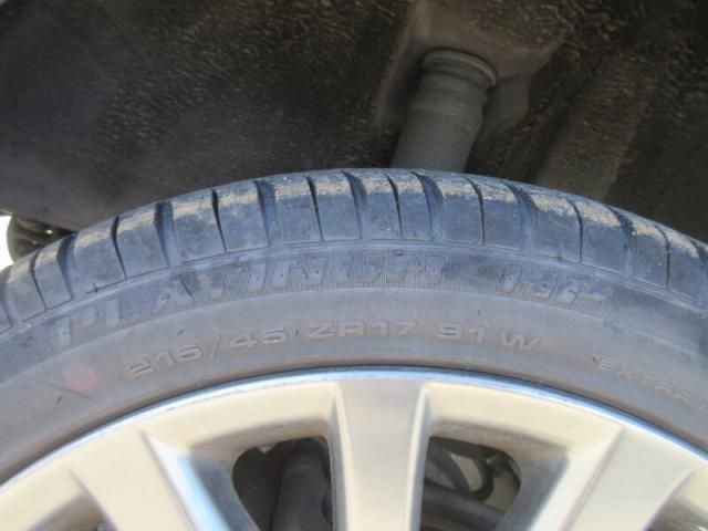 TOYOTA COROLLA RUMION 2011