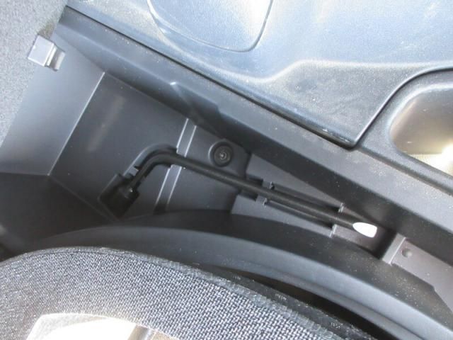 TOYOTA COROLLA RUMION 2011