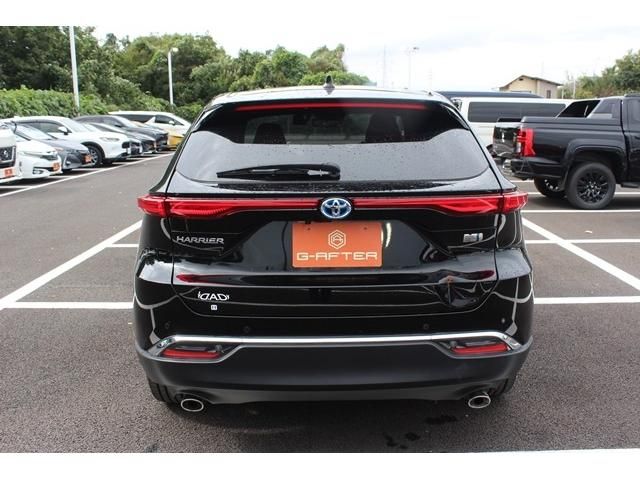 TOYOTA HARRIER HYBRID 2021