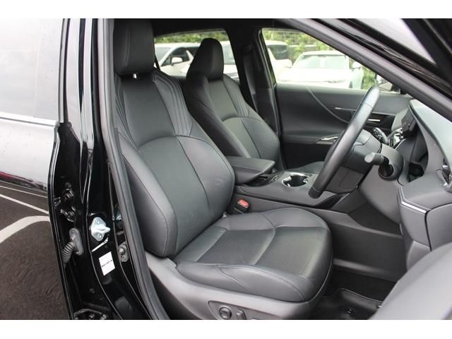 TOYOTA HARRIER HYBRID 2021