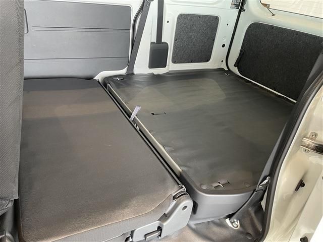 DAIHATSU HIJET CARGO 2023