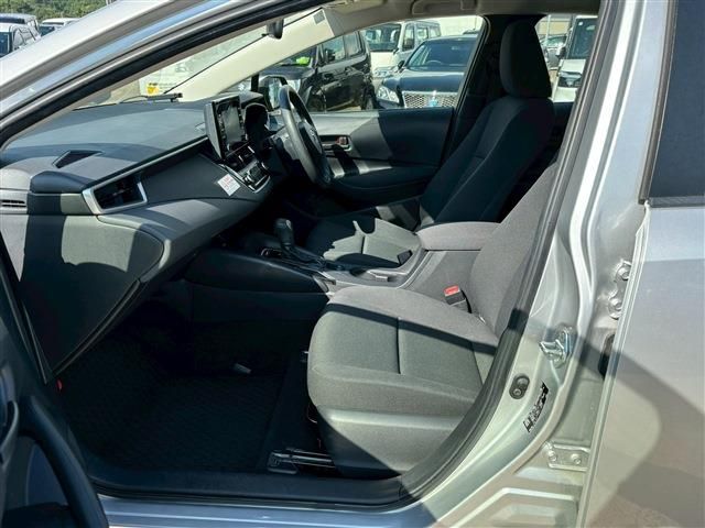 TOYOTA COROLLA TOURING HYBRID 2022