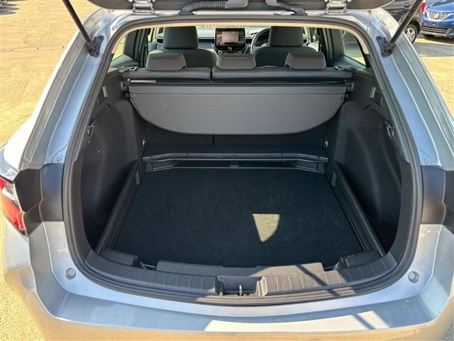 TOYOTA COROLLA TOURING HYBRID 2022