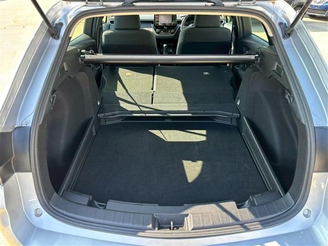 TOYOTA COROLLA TOURING HYBRID 2022