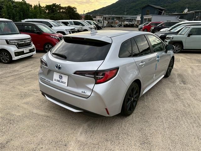 TOYOTA COROLLA TOURING HYBRID 2022