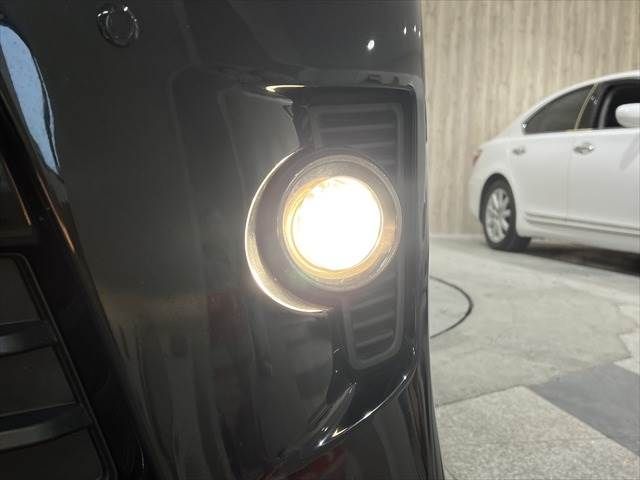 TOYOTA VELLFIRE 2015