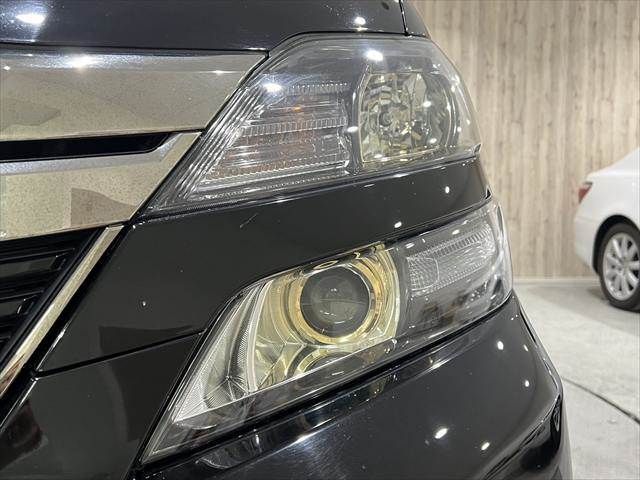 TOYOTA VELLFIRE 2015