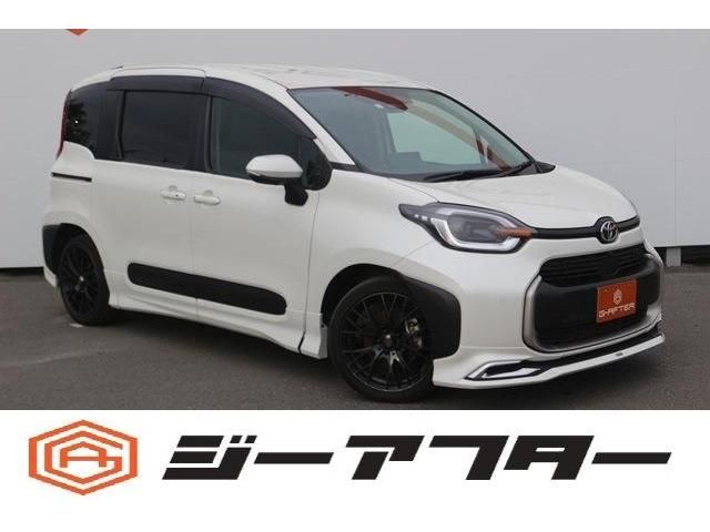TOYOTA SIENTA HYBRID 2023