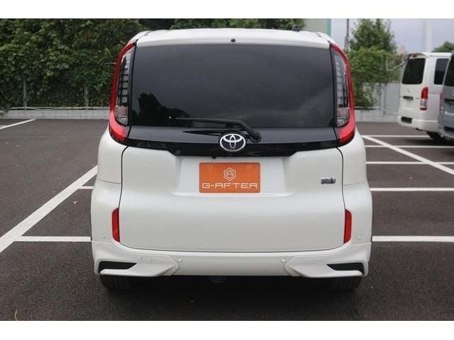 TOYOTA SIENTA HYBRID 2023