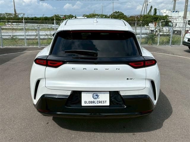 TOYOTA CROWN SPORT 2024