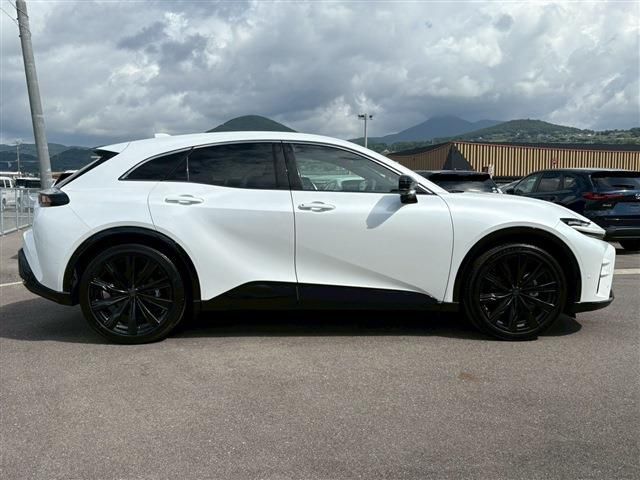 TOYOTA CROWN SPORT 2024