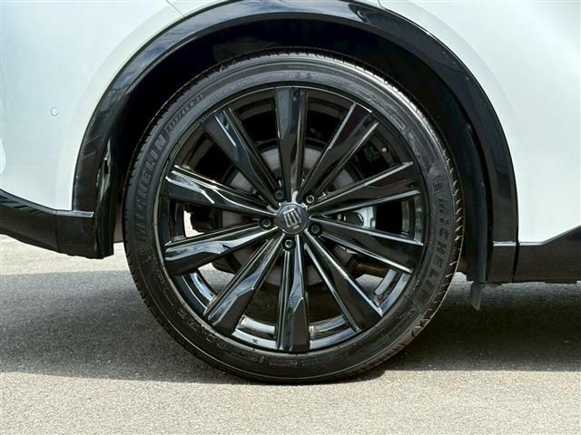 TOYOTA CROWN SPORT 2024