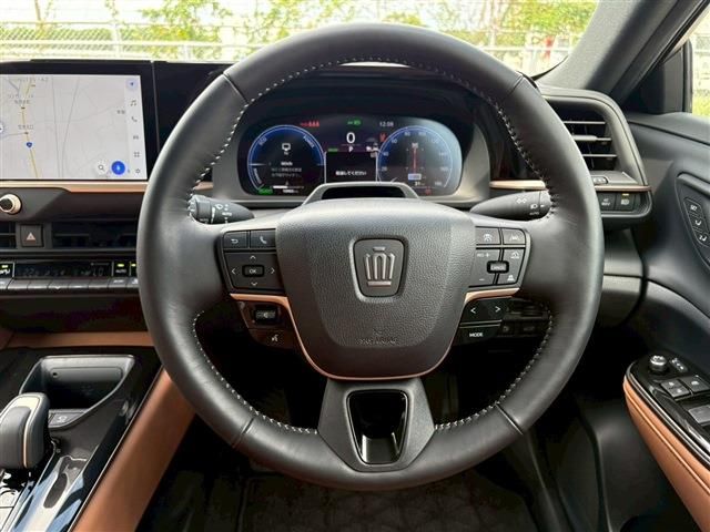 TOYOTA CROWN SPORT 2024