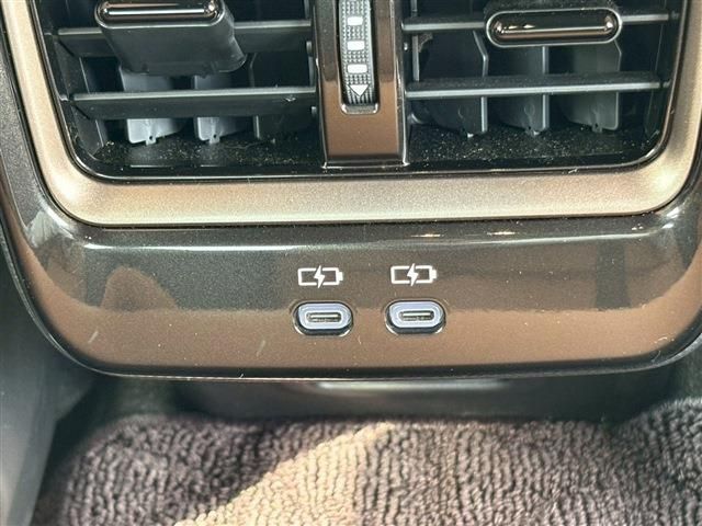 TOYOTA CROWN SPORT 2024