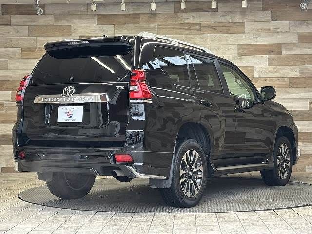 TOYOTA LANDCRUISER PRADO 2023