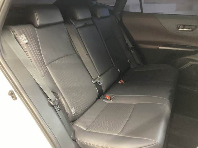 TOYOTA HARRIER HYBRID 2023