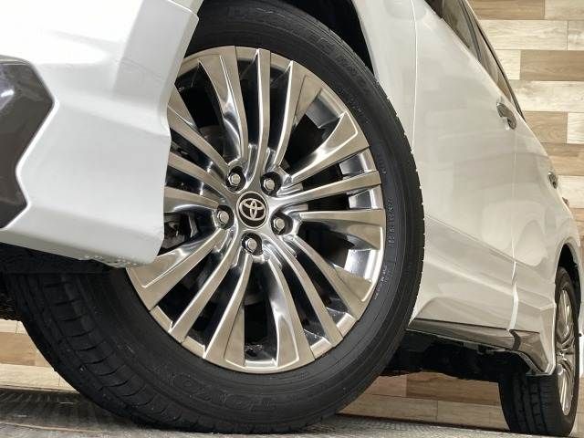 TOYOTA HARRIER HYBRID 2023