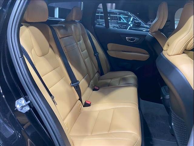 VOLVO VOLVO V60 2019