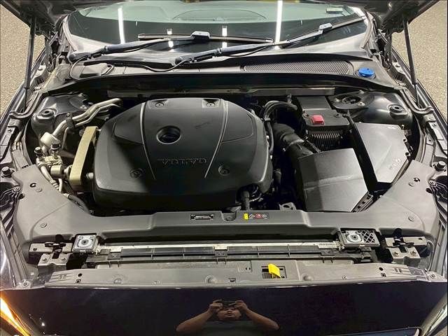 VOLVO VOLVO V60 2019