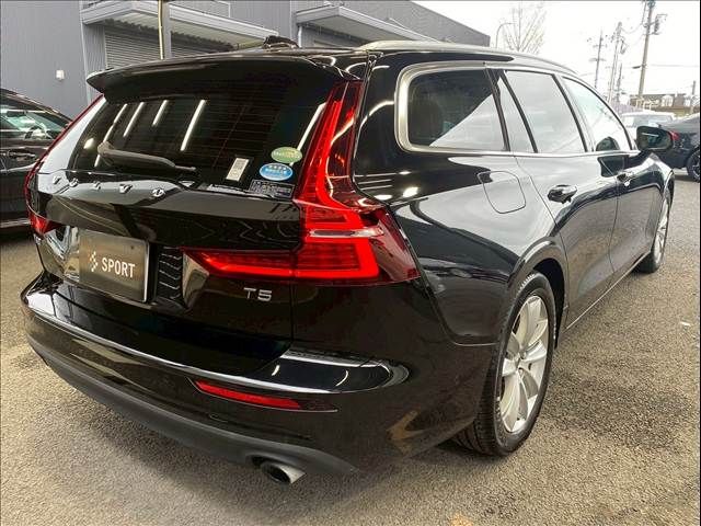VOLVO VOLVO V60 2019