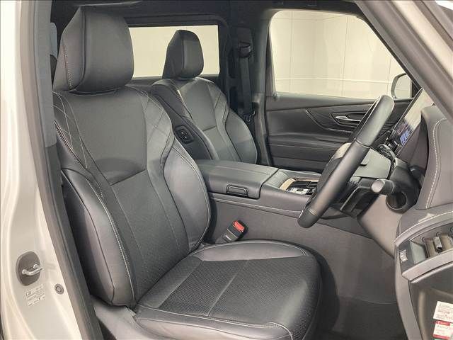 TOYOTA VELLFIRE  HYBRID 2023