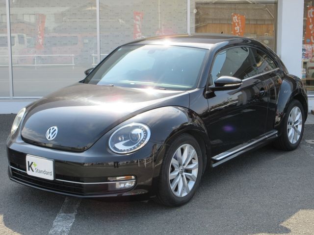 VOLKSWAGEN VOLKSWAGEN The BEETLE 2012