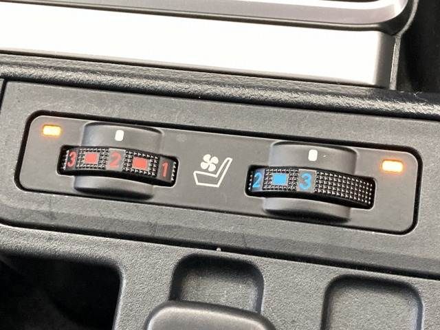 TOYOTA LANDCRUISER PRADO 2022